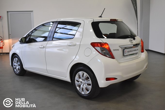 TOYOTA Yaris 1.4 D-4D 5 porte Active